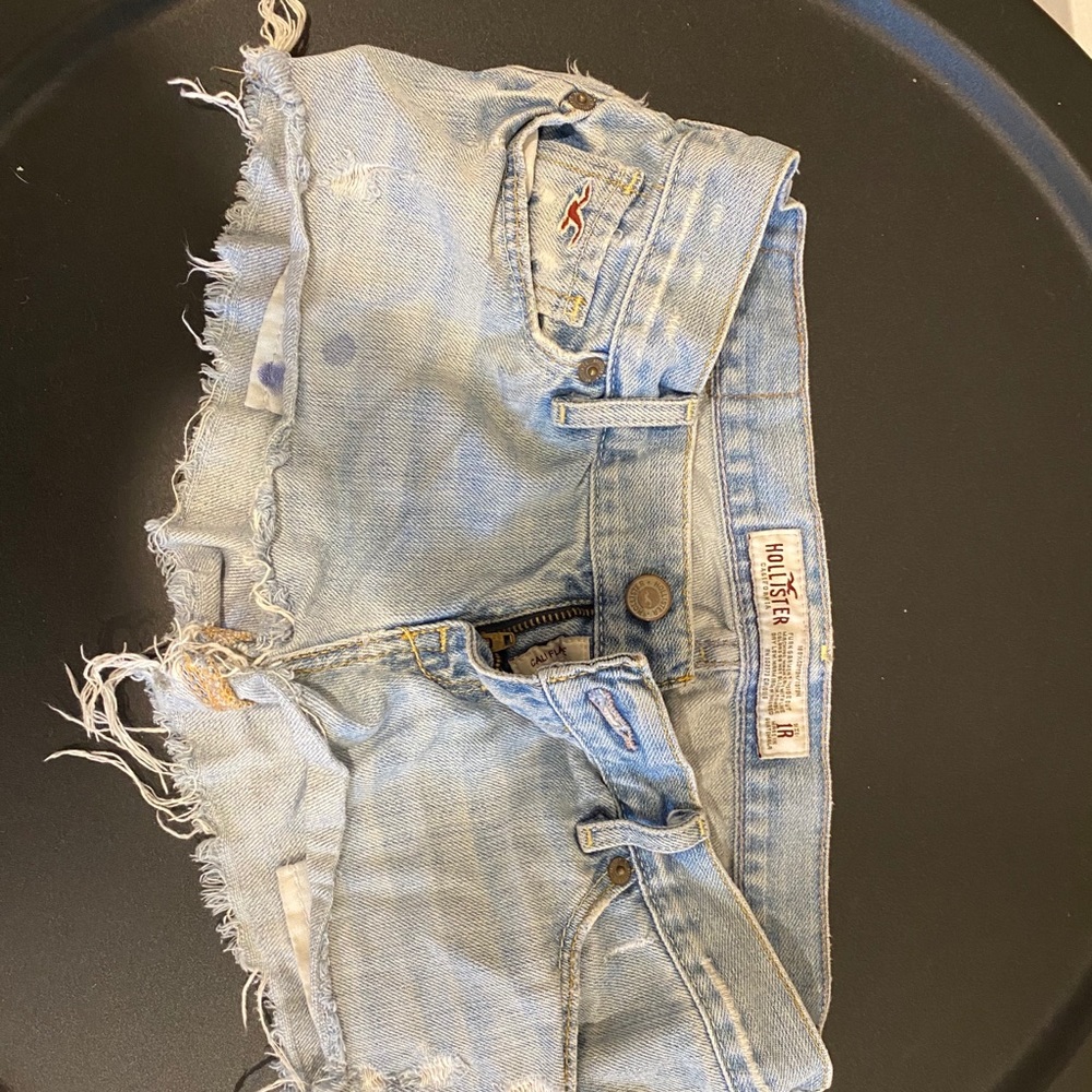 1r Hollister low rise shorts